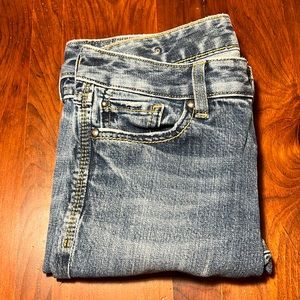 Woman’s Xpress skinny straight leg jeans. Size 0r.